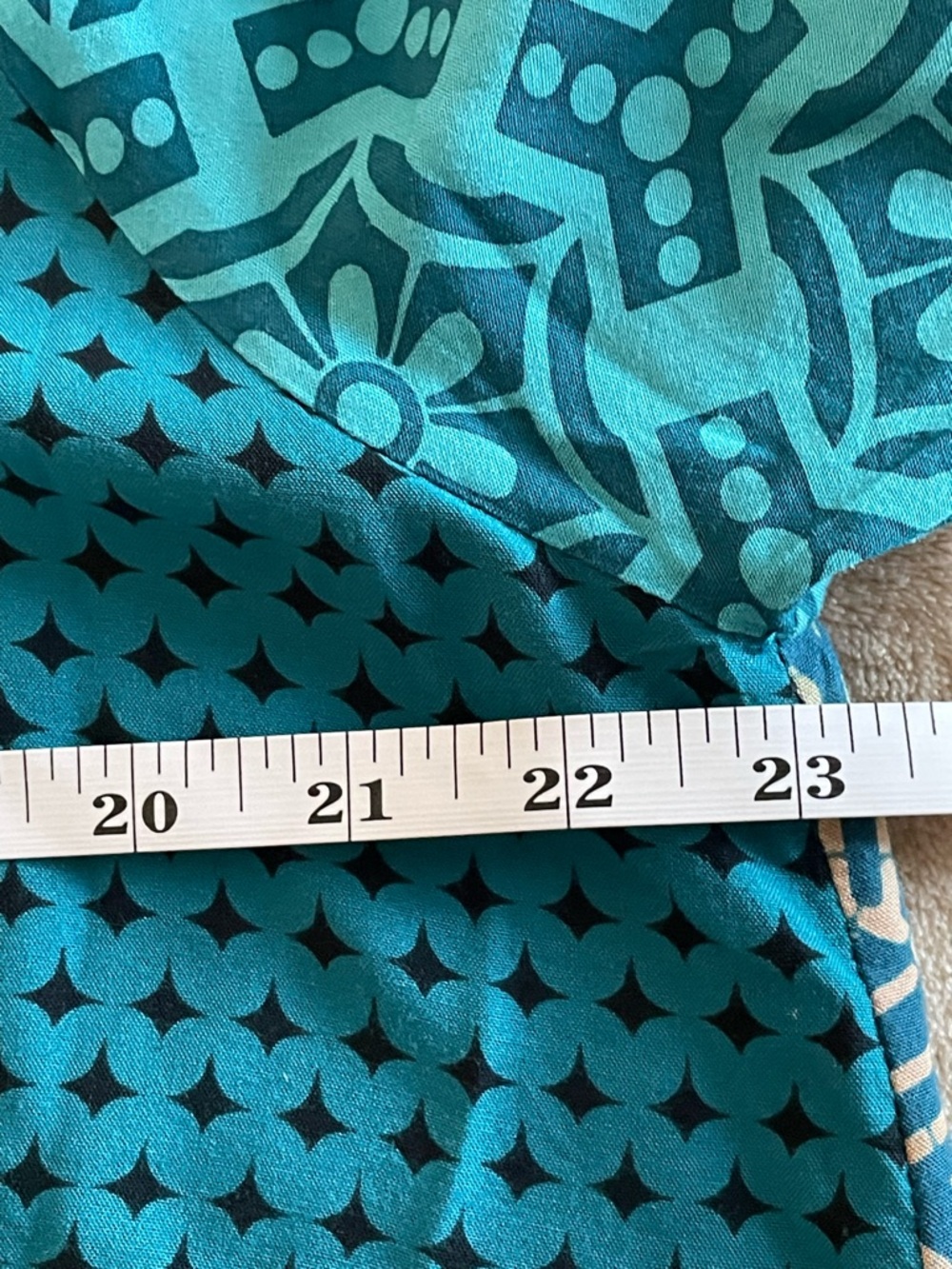 Teal Patchwork V-Neck Women's Top In Vibrant Patterns, size Medium. - Picture 4 of 5